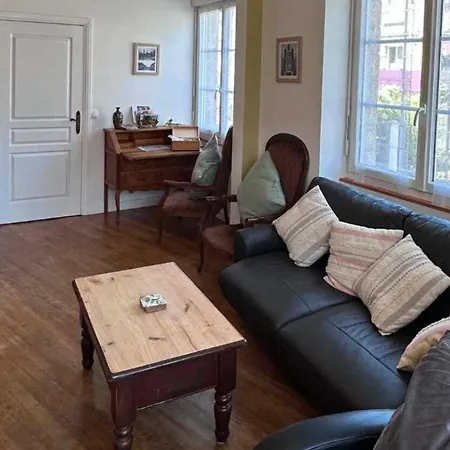 Pet Friendly & Accessible 3-bed Sleeps 6 Holiday home *
