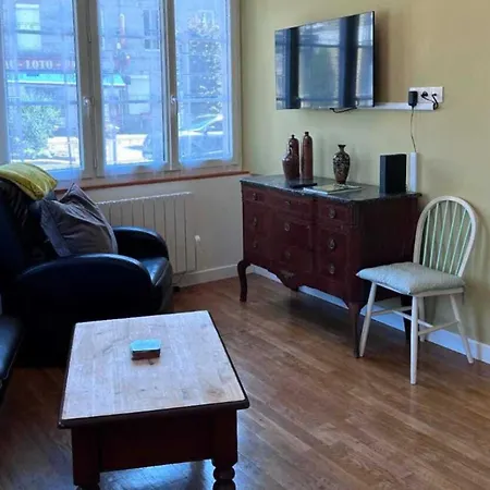 Pet Friendly & Accessible 3-bed Sleeps 6 Holiday home Sourdeval