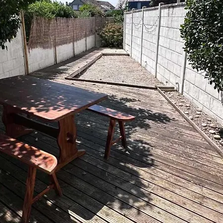 Pet Friendly & Accessible 3-bed Sleeps 6 * Sourdeval